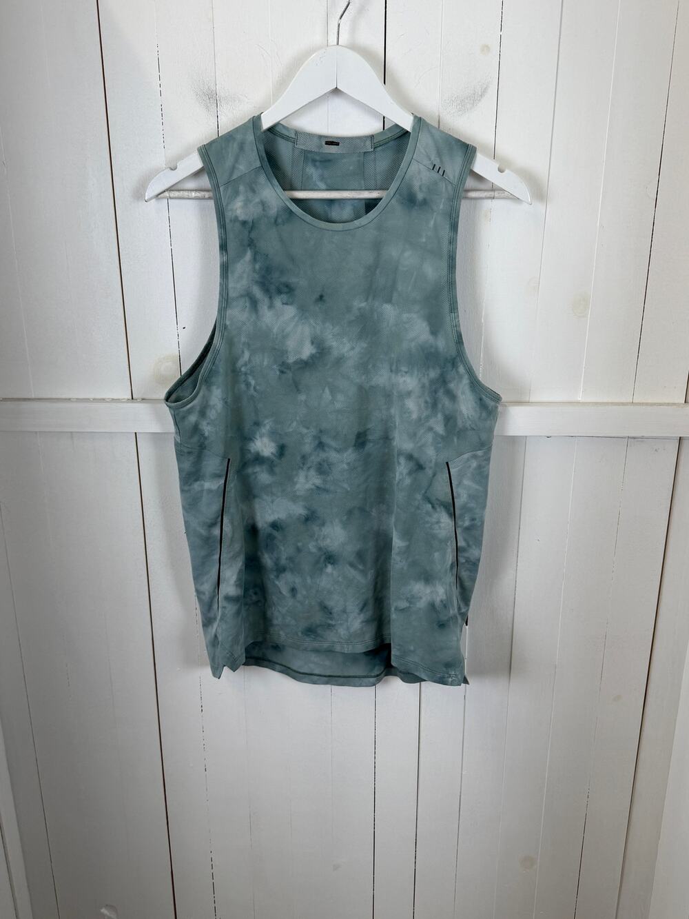 Lululemon Men's Blue Polyester Tank Top Size M